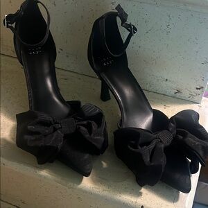 New Elegant Black Women's Heels with Bow